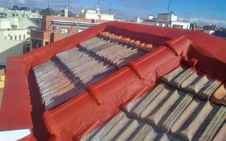 arreglo de filtraciones en Alcalá de Henares, Madrid